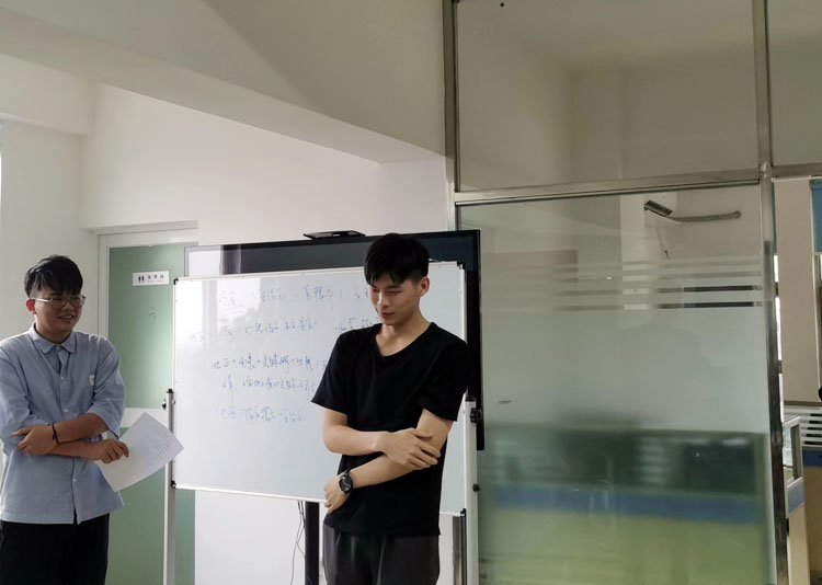 91视频污污APP下载科技8月总结会如期而至